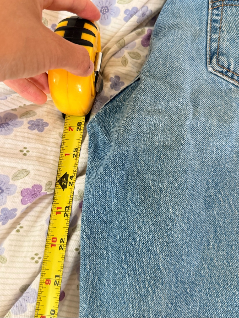Levi’s Ribcage Straight Jean - Picture 6 of 6
